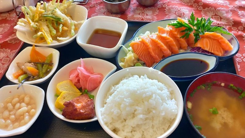 【世界一周】ラパスの日本食レストラン「けんちゃん」でお刺身ランチ