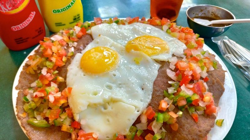 【世界一周】南米ボリビア料理「シルパンチョ」を食べてみた