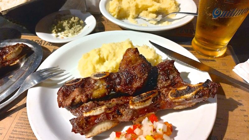 【世界一周】アルゼンチンの豪快な肉料理「パリージャ」を食べる