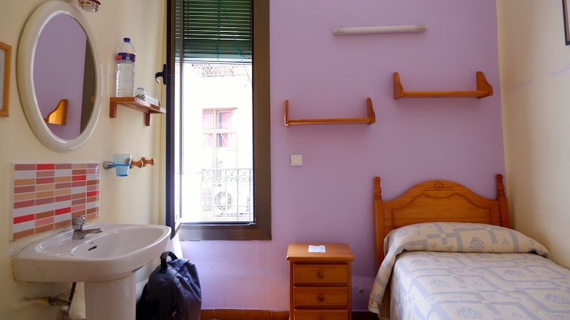 【世界一周】バルセロナ・ゴシック地区のペンション「Pensió Alamar」