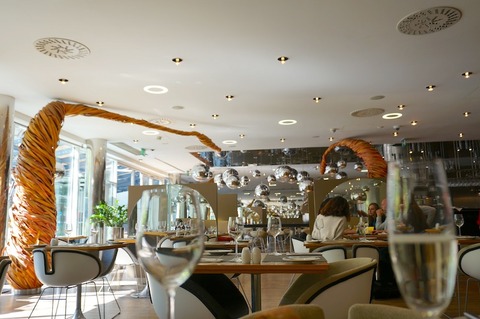 ＜中欧3カ国周遊その47＞レストラン "ヌードルズ" @プラハ/Restaurant Café Bar “Noodles” Prague